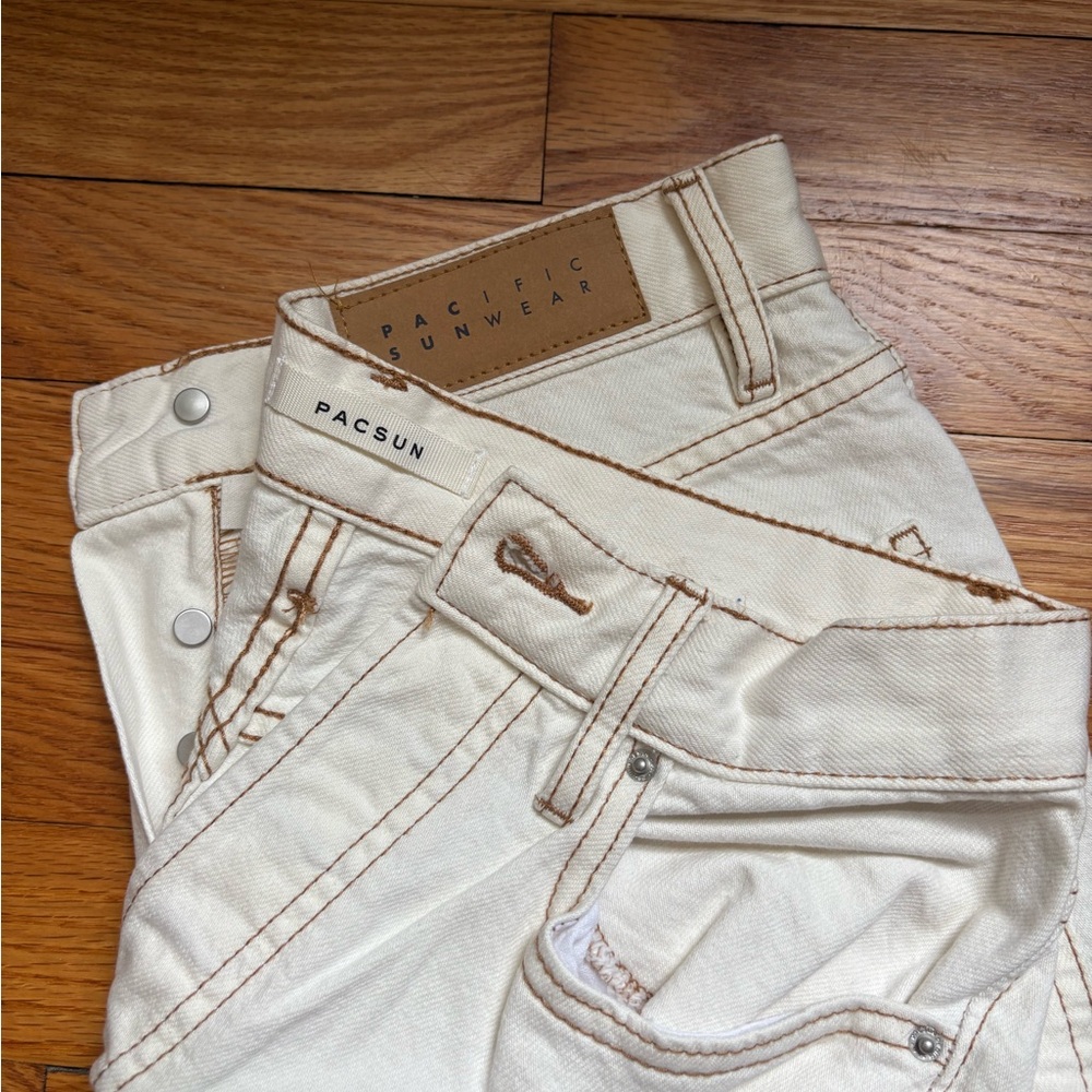 White Pacsun Dad Jeans